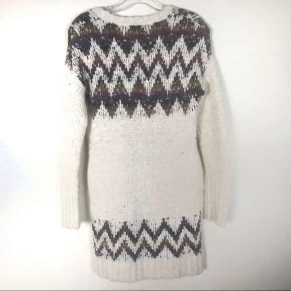 Wearing your ❤️ on your sleeve -Wool thick sweater - Picture 6 of 6